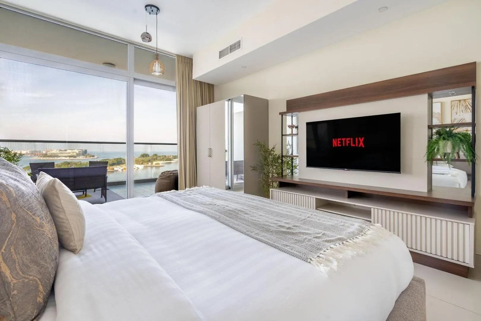 Guestready - Glamourous Living In Palm Jumeirah Dubai 0*,  United Arab Emirates