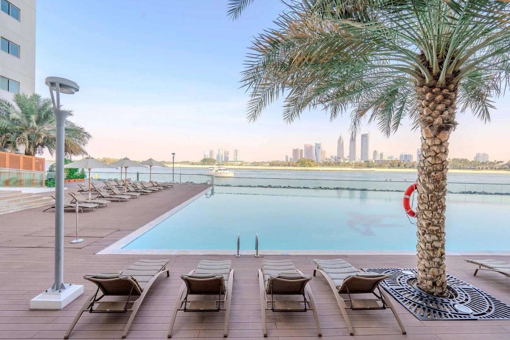 Guestready - Glamourous Living In Palm Jumeirah 두바이 아파트